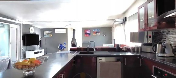 2 bedrooms House in Livry-Gargan, France No. 186260 6