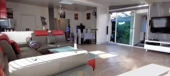 2 bedrooms House in Livry-Gargan, France No. 186260 5