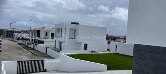 4 Schlafzimmer Haus in Corroios, Portugal, Nr. 123679 25