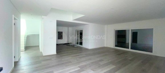 4 Schlafzimmer Haus in Corroios, Portugal, Nr. 123679 6