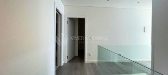 4 Schlafzimmer Haus in Corroios, Portugal, Nr. 123679 12