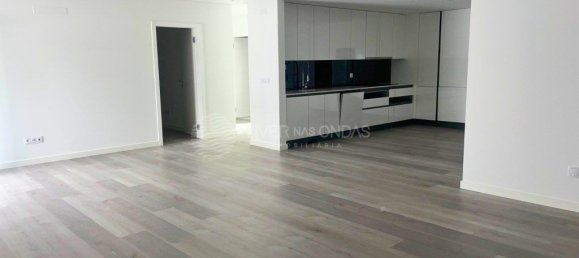 4 Schlafzimmer Haus in Corroios, Portugal, Nr. 123679 10