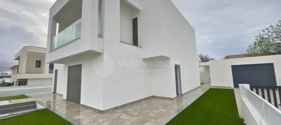 4 Schlafzimmer Haus in Corroios, Portugal, Nr. 123679 5