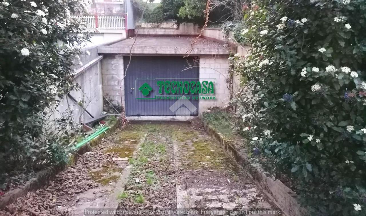 1 room Garage in Mercogliano, Italy No. 76894