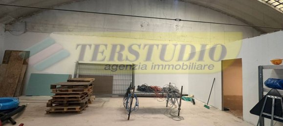 Lagerhaus in La Valletta Brianza, Italy 500m², Nr. 312054 3