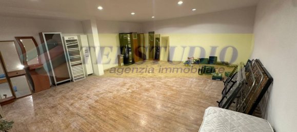 Lagerhaus in La Valletta Brianza, Italy 500m², Nr. 312054 5