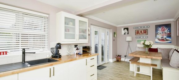 4 bedrooms House in Rochester, United Kingdom No. 10526 21