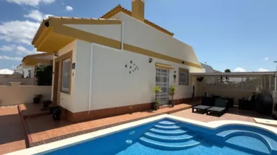 3 bedrooms House in Avileses, Spain No. 184821