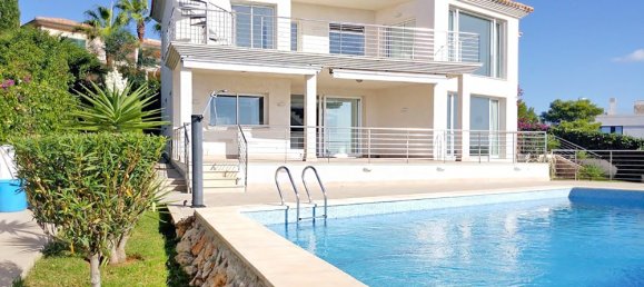 Villa de 4 dormitorios en Santa Ponsa, Spain No. 14690 3