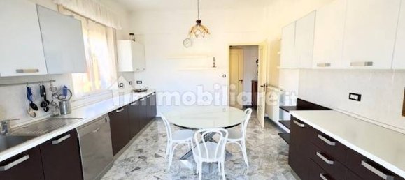 1 Schlafzimmer Wohnung in Genoa, Italy, Nr. 35852 4