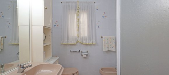 4 bedrooms Apartment in Sant Feliu de Llobregat, Spain No. 134733 10