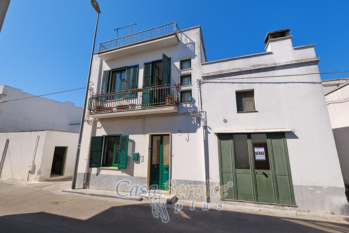 4غرفة منزل في Taviano, Italy رقم 233854