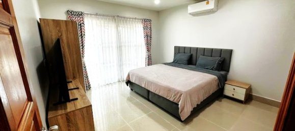 3 bedrooms House in Pattaya, Thailand No. 27054 4