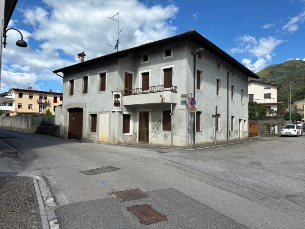 4 chambres Maison à Pordenone, Italy No. 258905
