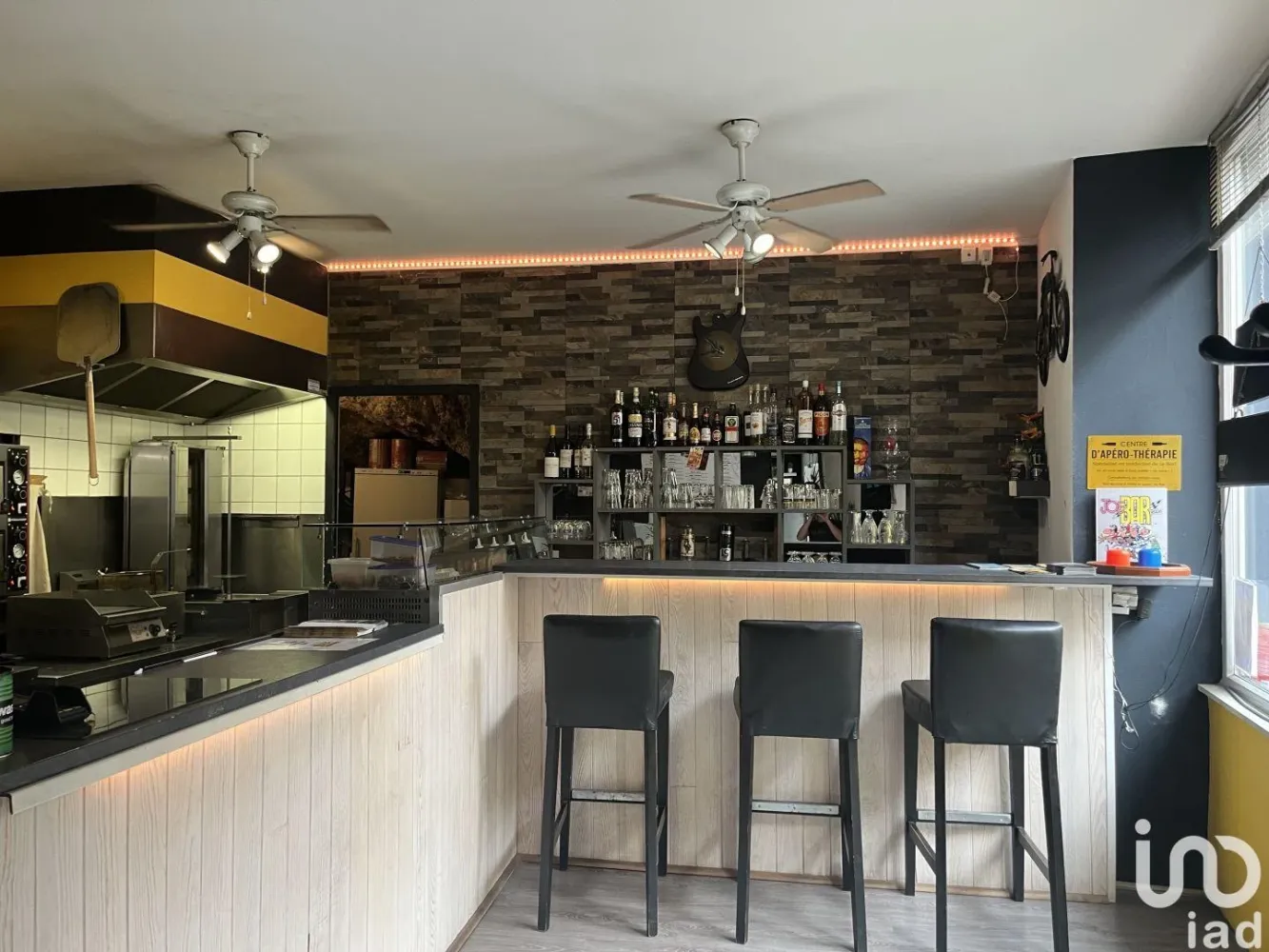  عقار تجاري في Aveyron, France 100متر مربع رقم 316319