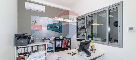 1-Zimmer Gewerbliche Immobilie in Tremestieri Etneo, Italy, Nr. 55146 10