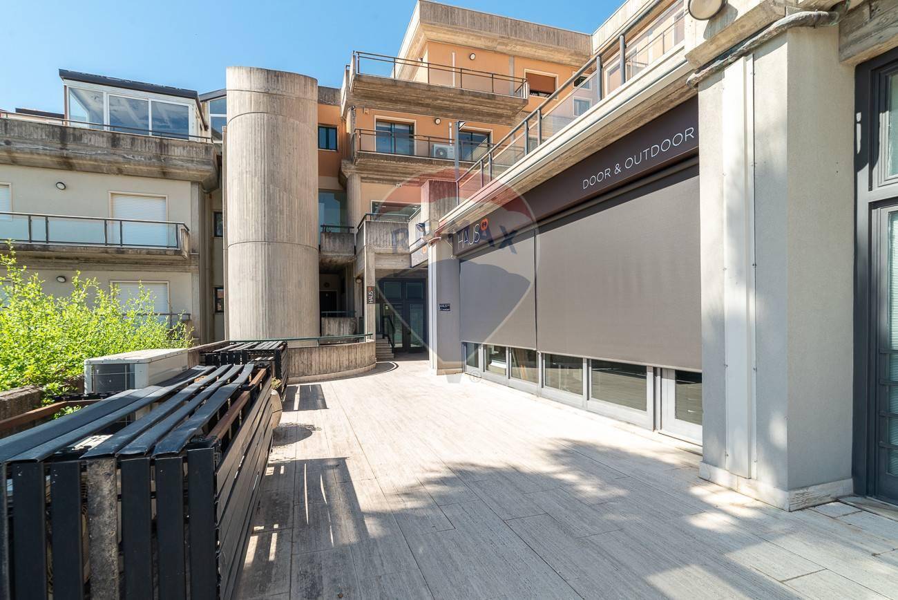 1-Zimmer Gewerbliche Immobilie in Tremestieri Etneo, Italy, Nr. 55146