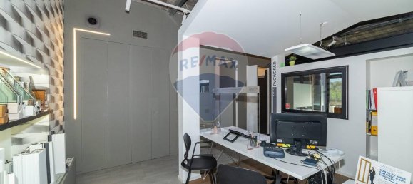 1-Zimmer Gewerbliche Immobilie in Tremestieri Etneo, Italy, Nr. 55146 25