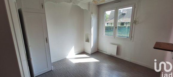 4 bedrooms House in Etrechet, France No. 236457 8