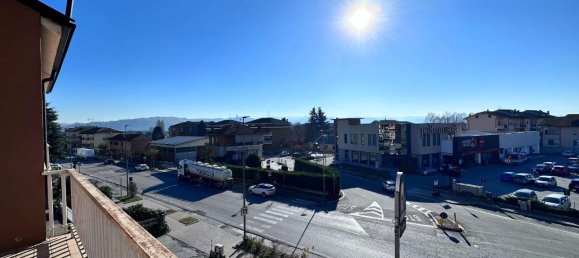 Apartamento de 4 habitaciónes en Castagnito, Italy No. 234870 16