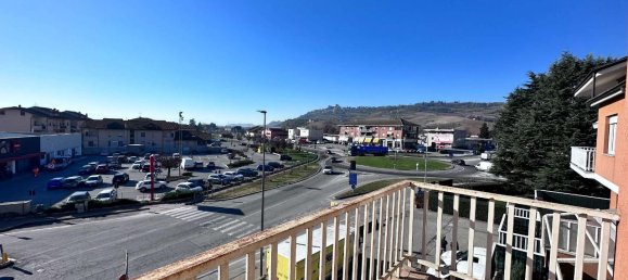 Apartamento de 4 habitaciónes en Castagnito, Italy No. 234870 2