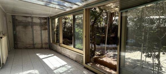 Villa de 2 dormitorios en Rhone, France No. 287005 4