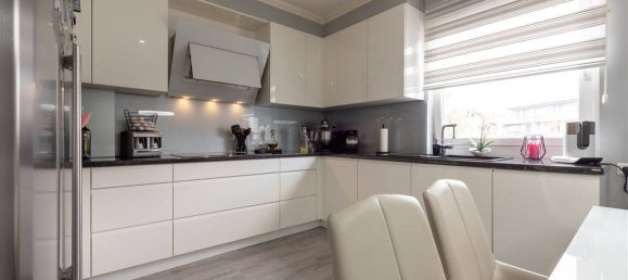 Edificio de 18 habitaciónes en Schleswig-Holstein, Germany No. 39393 16