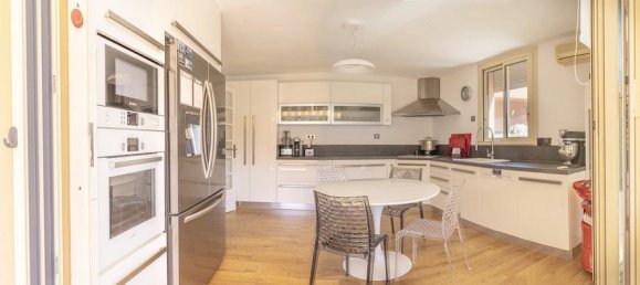 3 bedrooms Duplex in Bastia, France No. 54902 4