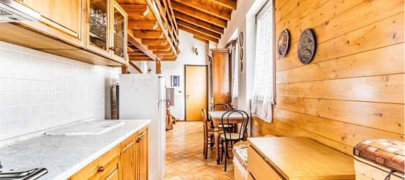 2 rooms Office in Rho, Italy No. 269992 6