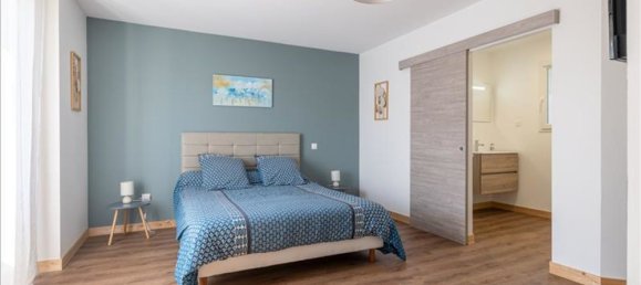 4 Schlafzimmer Haus in Charente-Maritime, France, Nr. 290050 8