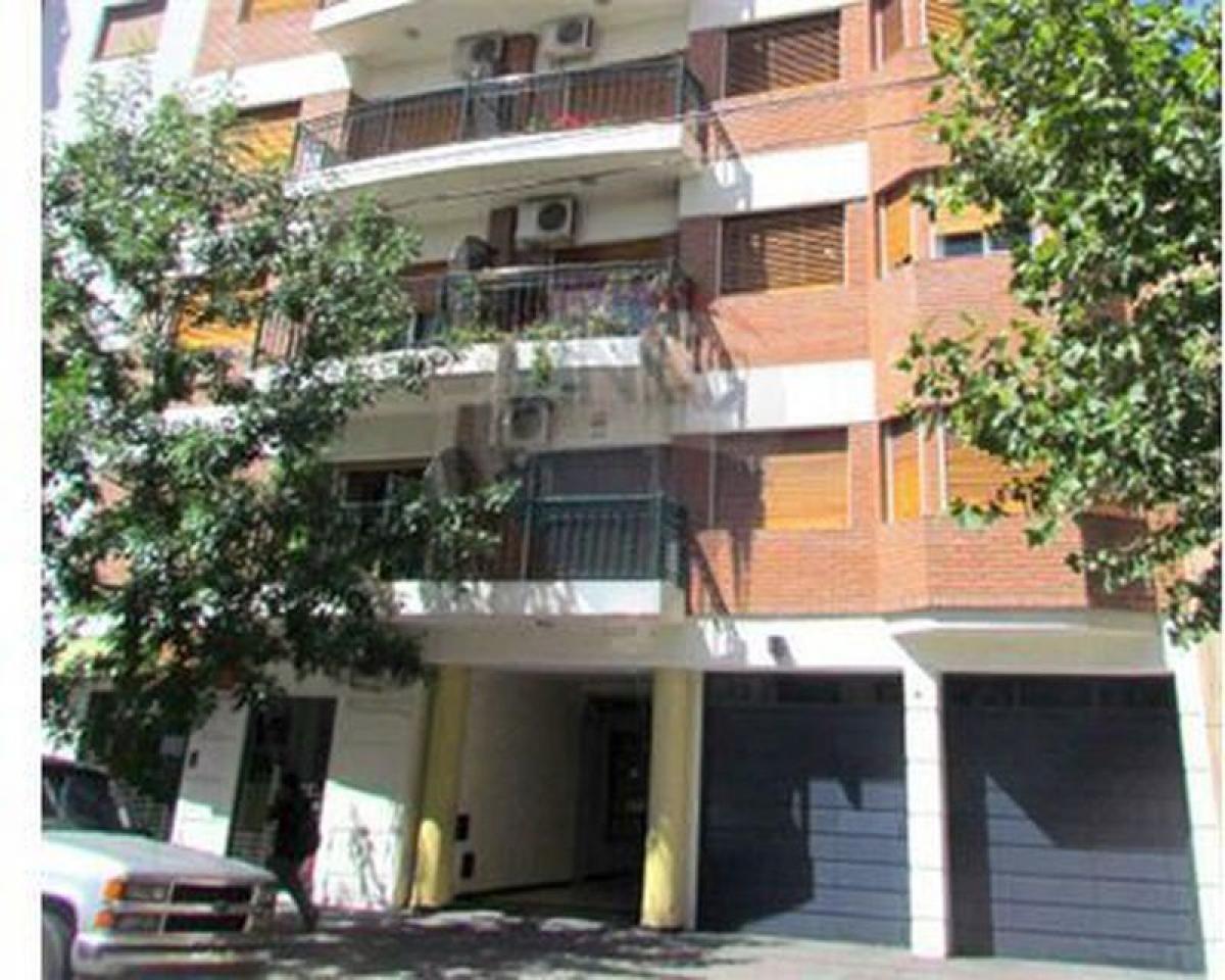 Квартира с 2 спальнями в Ланус, Аргентина № 55378