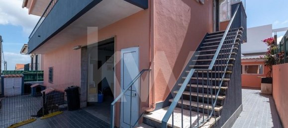 3 chambres Villa à Loures, Portugal No. 15786 11