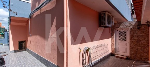 3 chambres Villa à Loures, Portugal No. 15786 29