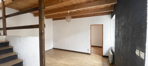 2 bedrooms Apartment in Ronchamp, France No. 273955 3