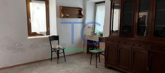 3 rooms House in Travo, Italy No. 88883 2