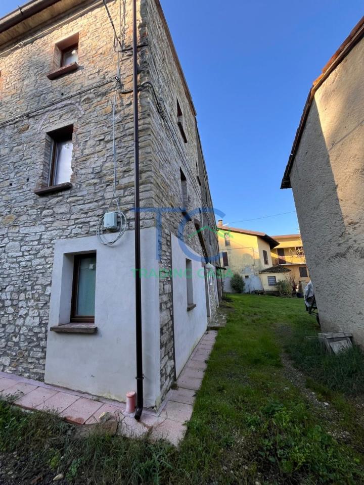 3 rooms House in Travo, Italy No. 88883