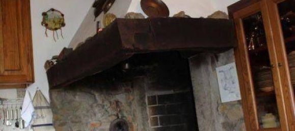 4 rooms House in Vinci, Italy No. 63988 7