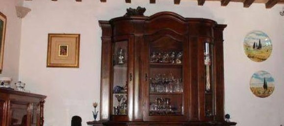 4 rooms House in Vinci, Italy No. 63988 10