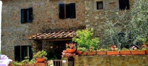 4 rooms House in Vinci, Italy No. 63988 6