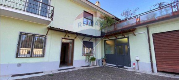 2 rooms Commercial property in Arluno, Italy No. 58223 3