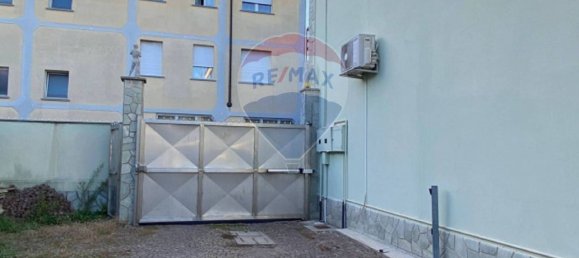 2 rooms Commercial property in Arluno, Italy No. 58223 4
