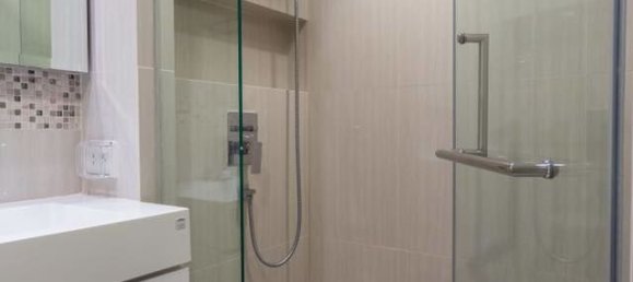 3 Schlafzimmer Doppelhaus in Watthana, Thailand, Nr. 9769 29