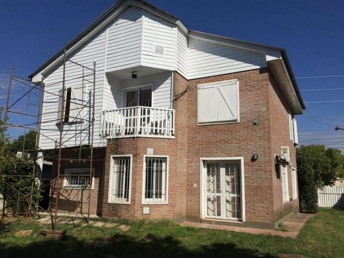 3 bedrooms House in Santa Fe, Argentina No. 51143