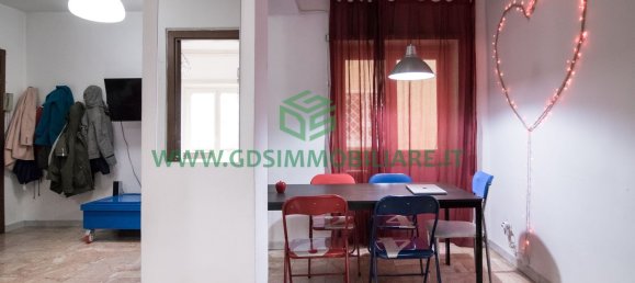 7 rooms Apartment in Rome, Italy No. 46198 3