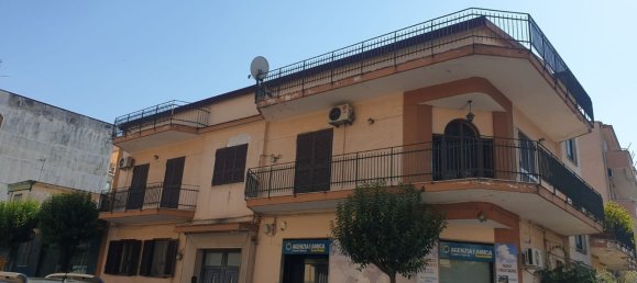 500m² Building in Casoria, Italy No. 332399 11