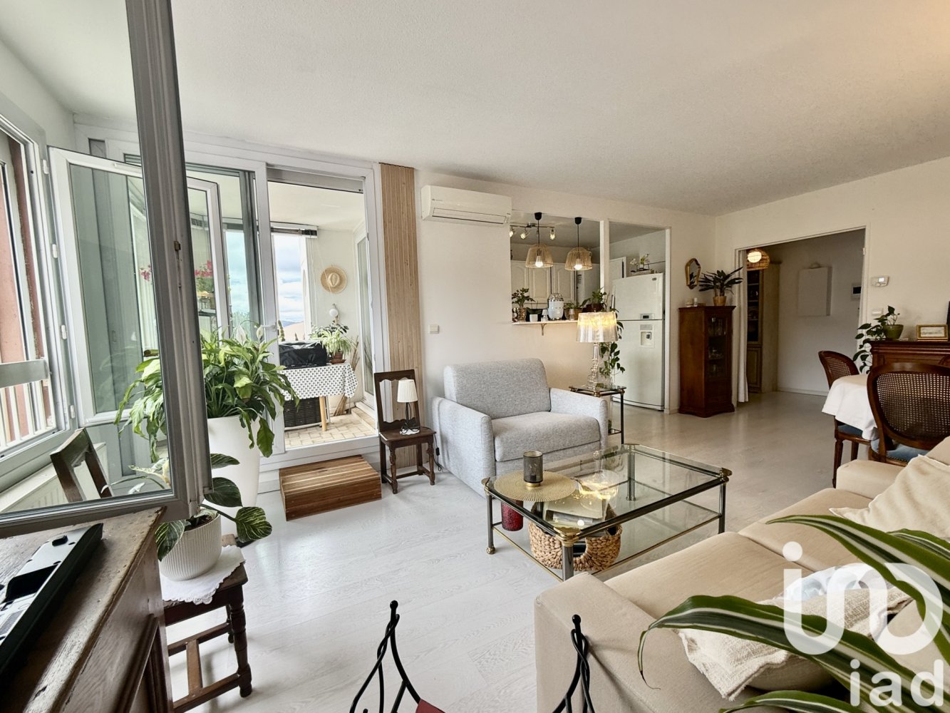 2 bedrooms Apartment in Aix-en-Provence, France No. 352148
