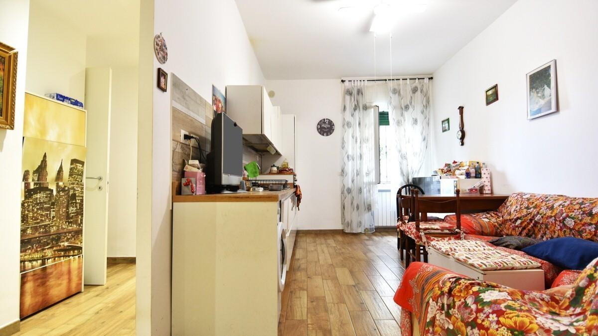 Apartamento de 5 divisões em Genoa, Italy N.º 123845