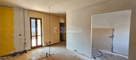 3 Schlafzimmer Wohnung in Alba, Italy, Nr. 318728 9