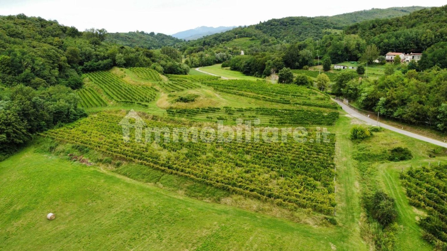 Grundstück in Udine, Italy 26640m², Nr. 288961