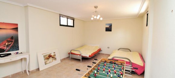 3 bedrooms Villa in Alicante, Spain No. 261779 26